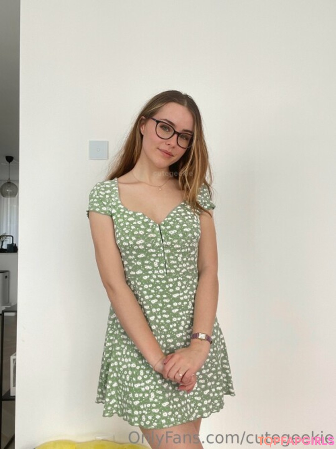 Nahá fotka uniklých OnlyFans od Cutegeekie #193