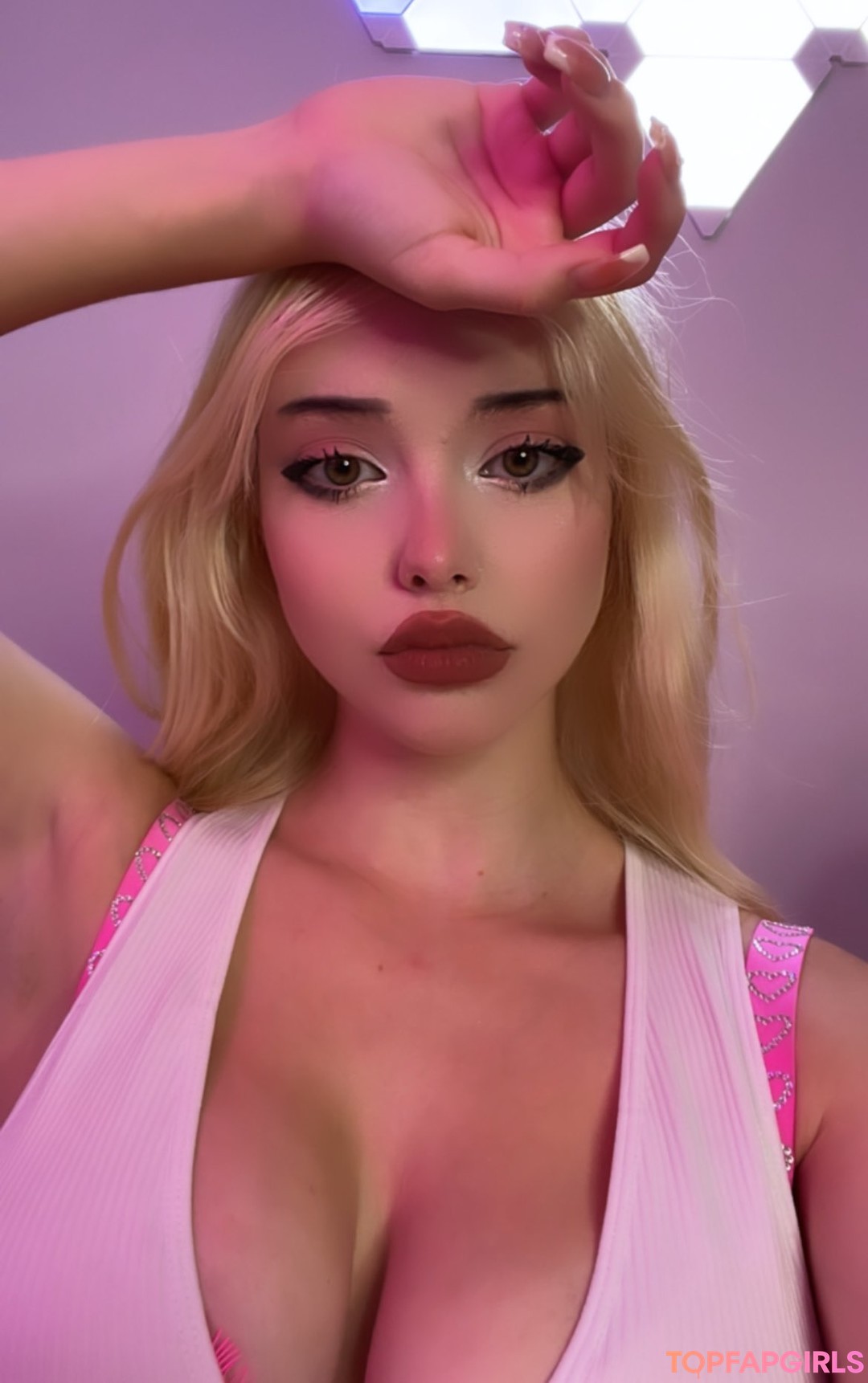 Nahá fotka uniklých OnlyFans od Burch Twins #2606