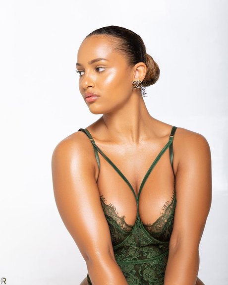 Erica Fontaine