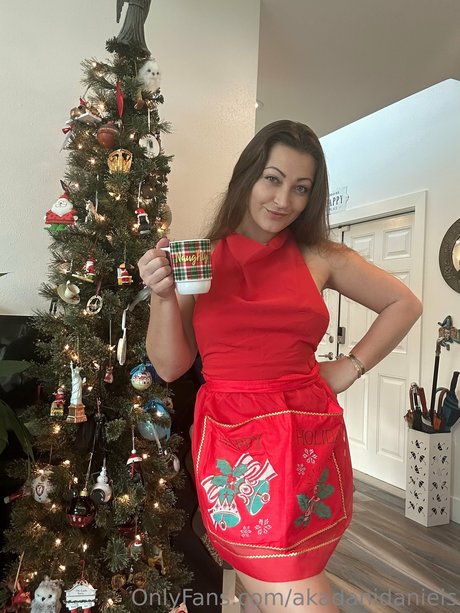 Nahá fotka uniklých OnlyFans od Dani Daniels
