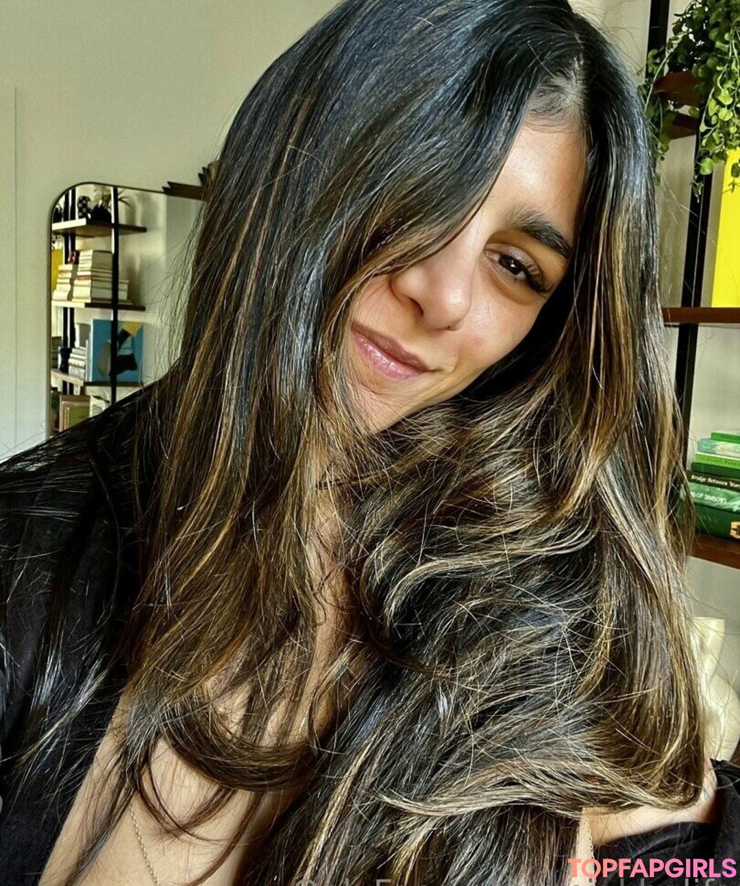 Nahá fotka uniklých OnlyFans od Mia Khalifa #1889
