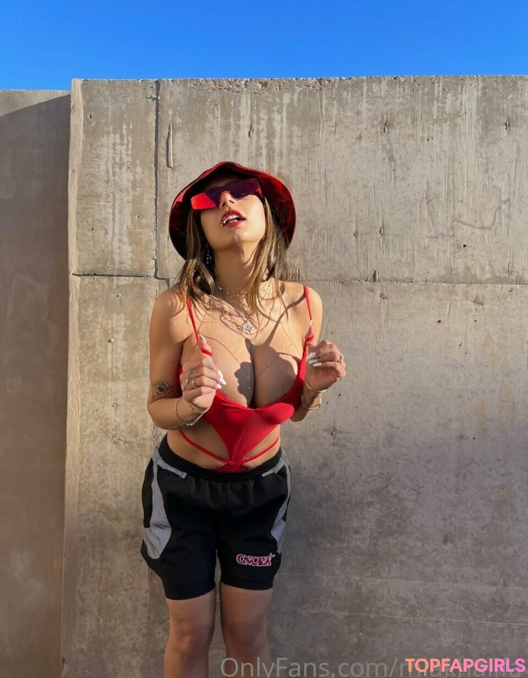 Nahá fotka uniklých OnlyFans od Mia Khalifa #901
