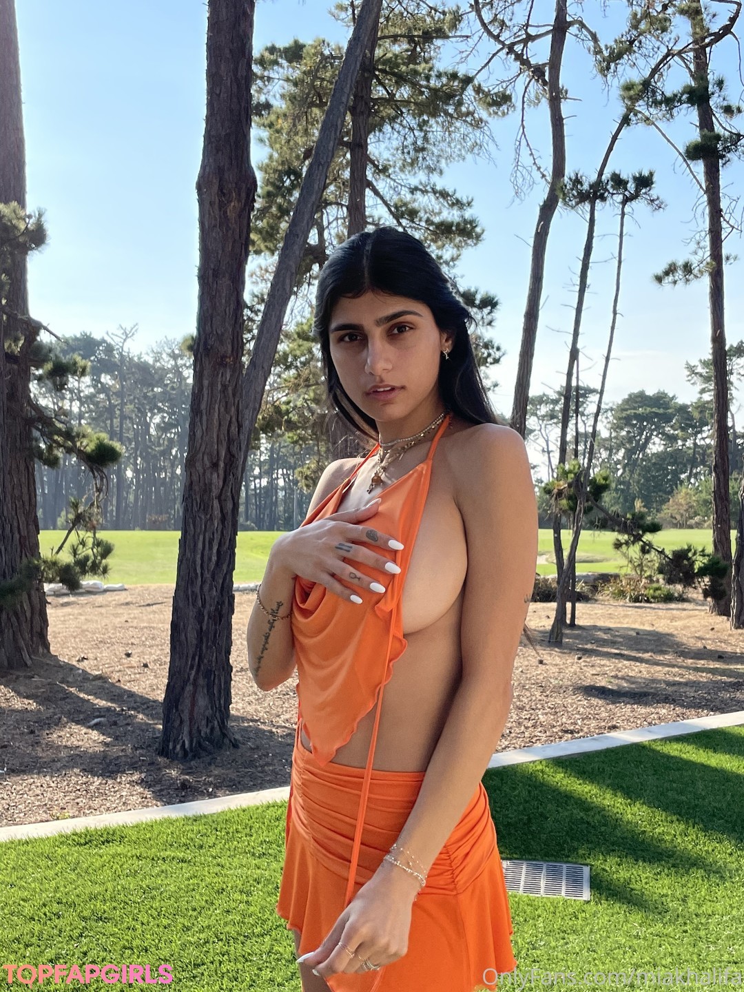 Nahá fotka uniklých OnlyFans od Mia Khalifa #79