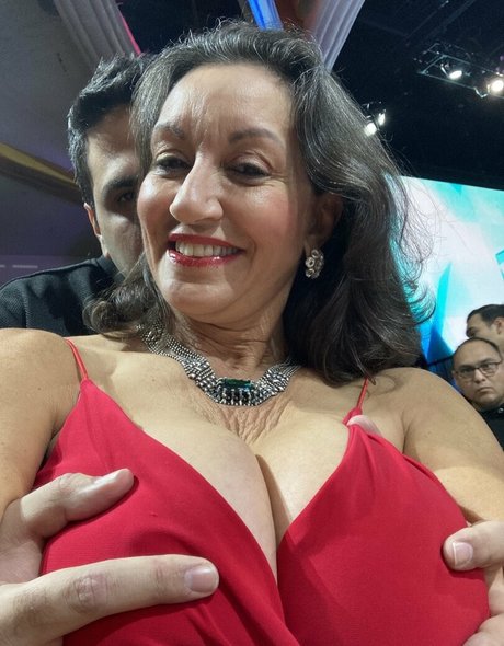 Persia Monir