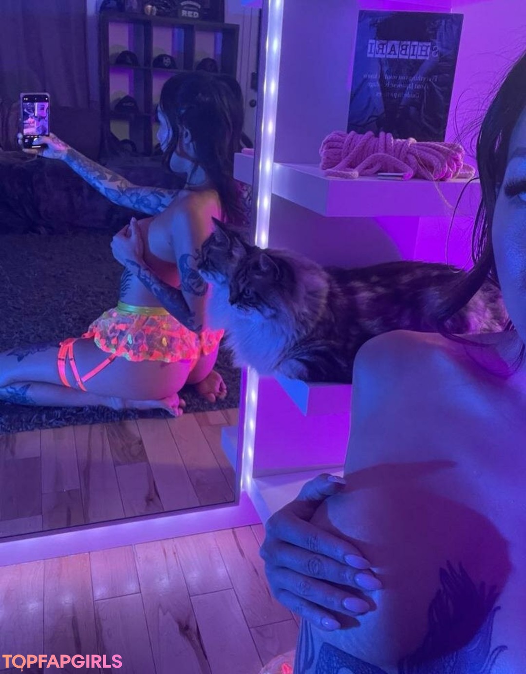 Nahá fotka uniklých OnlyFans od Tattedkittty #142