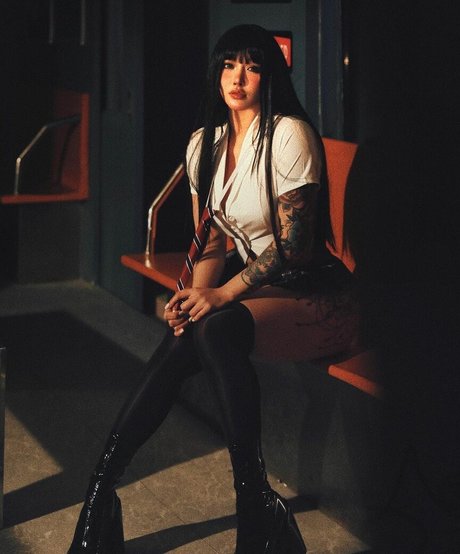 Hitomi Songyuxin