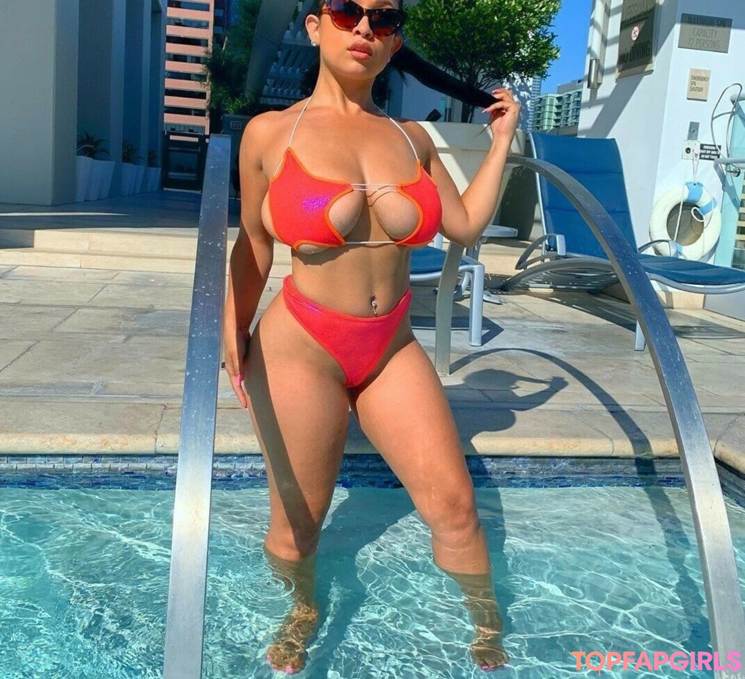 Nahá fotka uniklých OnlyFans od Lizzy #150