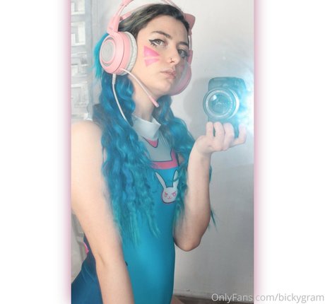 Nahá fotka uniklých OnlyFans od Bickygram
