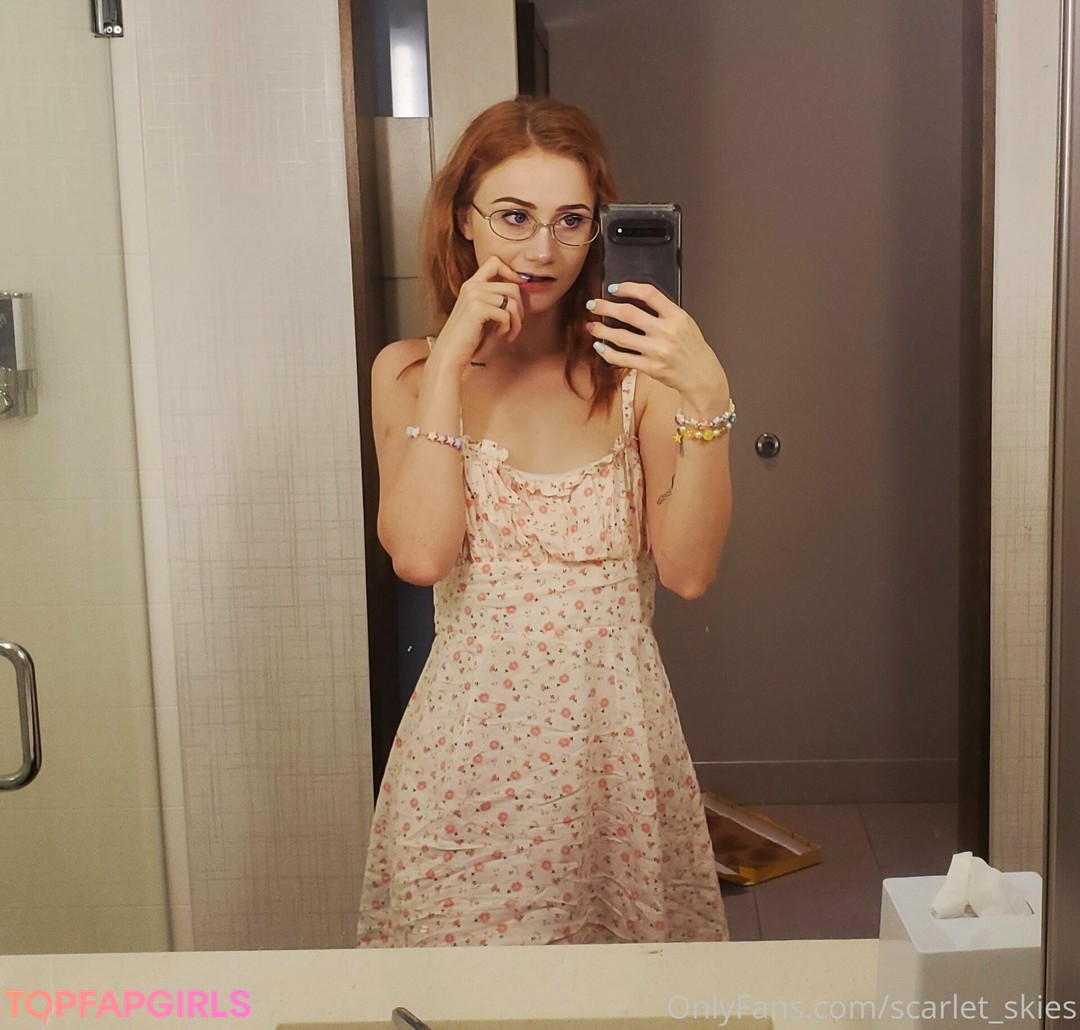 Nahá fotka uniklých OnlyFans od Scarlet Skies #140