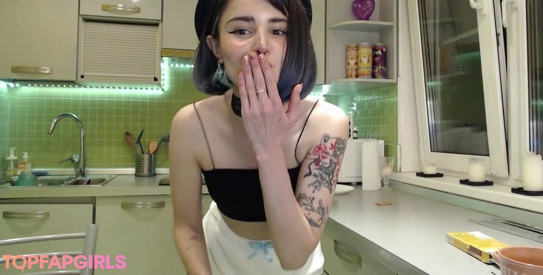 Loona nude leaked OnlyFans photo #1002