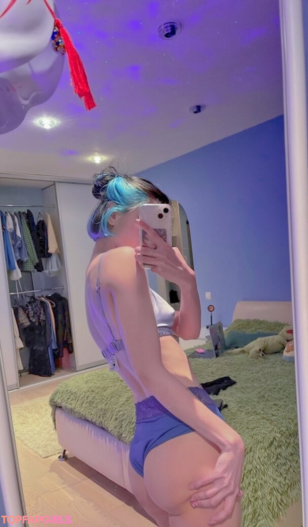 Loona nude leaked OnlyFans photo #391