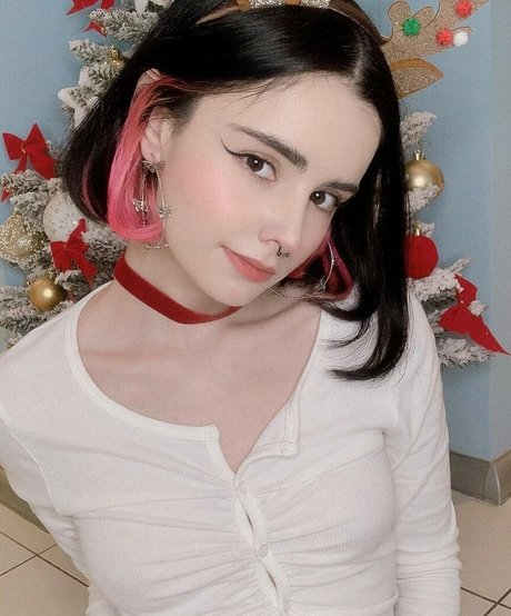 Loona