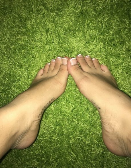 Naomij