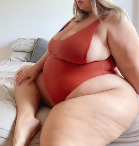 Miss Honeypotts