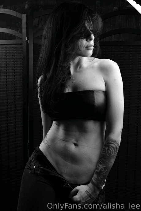 Foto desnuda filtrada de OnlyFans de Alisha Lee