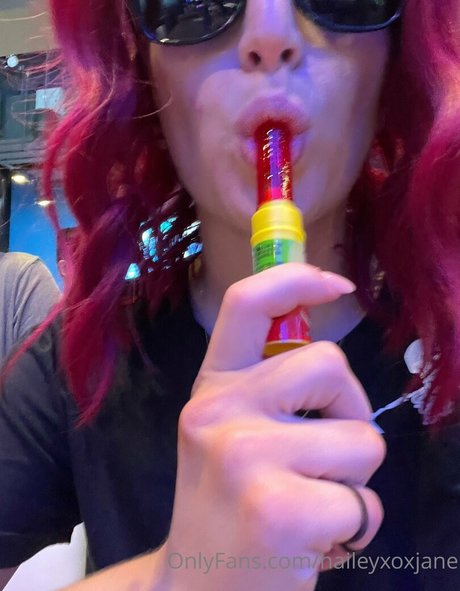Haileyxoxjane