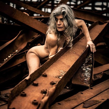 Helen Saunders
