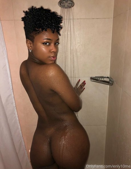 Enly10me  nude leaked OnlyFans photo