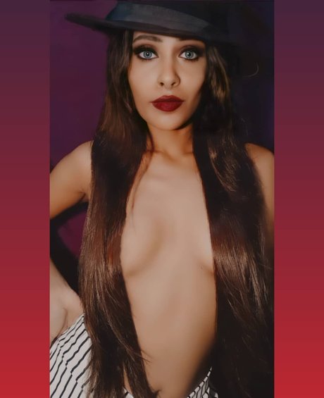 Foto nua vazada do OnlyFans de Poojani Perera