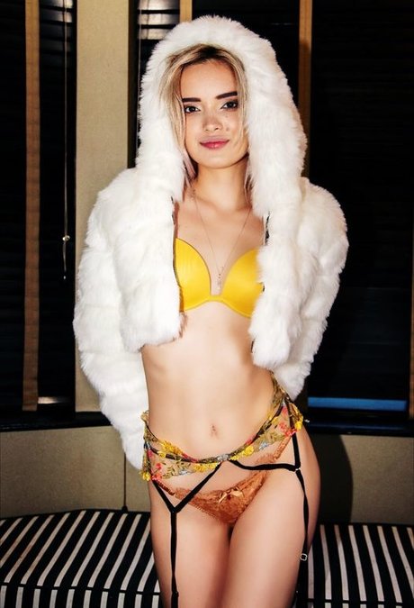 Nahá fotka uniklých OnlyFans od Laura Eclipse