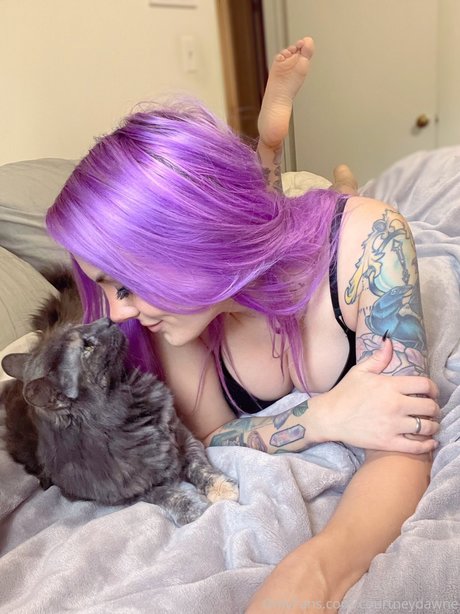 Courtney Dawne
