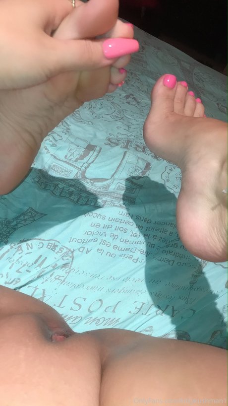 Naken lekkede OnlyFans-bilde av Kitty Kushman