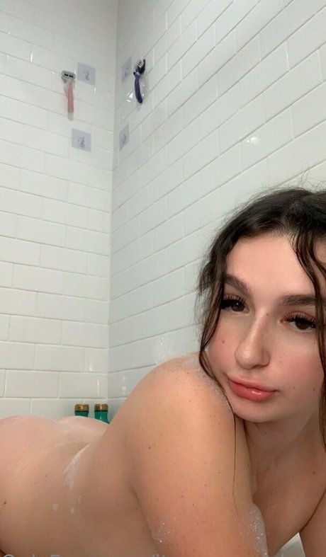 Morgie Jo