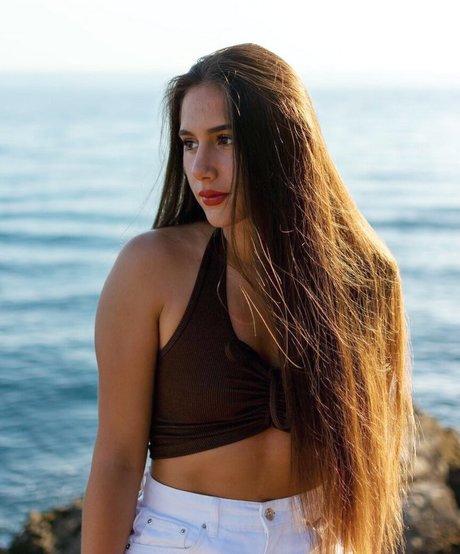 Naken lekkede OnlyFans-bilde av Arijanna Sara Di Palma