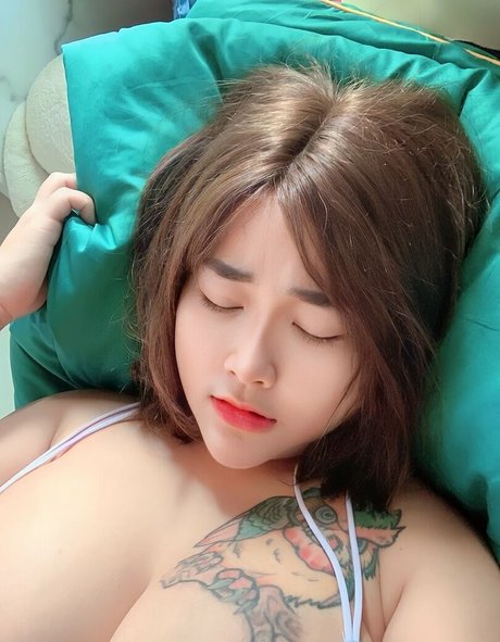Nahá fotka uniklých OnlyFans od Petmanee Pook