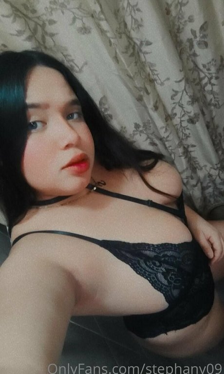 Stephany09
