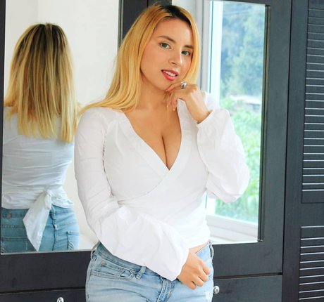 Foto desnuda filtrada de OnlyFans de Edilma Angel