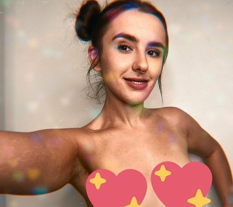 Naakte gelekte OnlyFans-foto van Kayleyfree