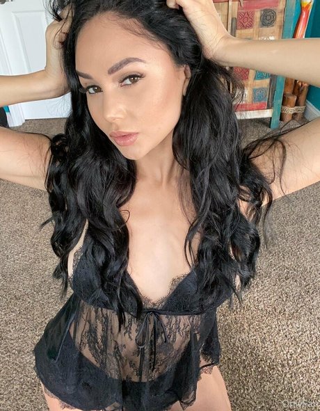 Arianamarie