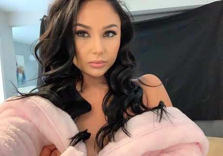 Arianamarie