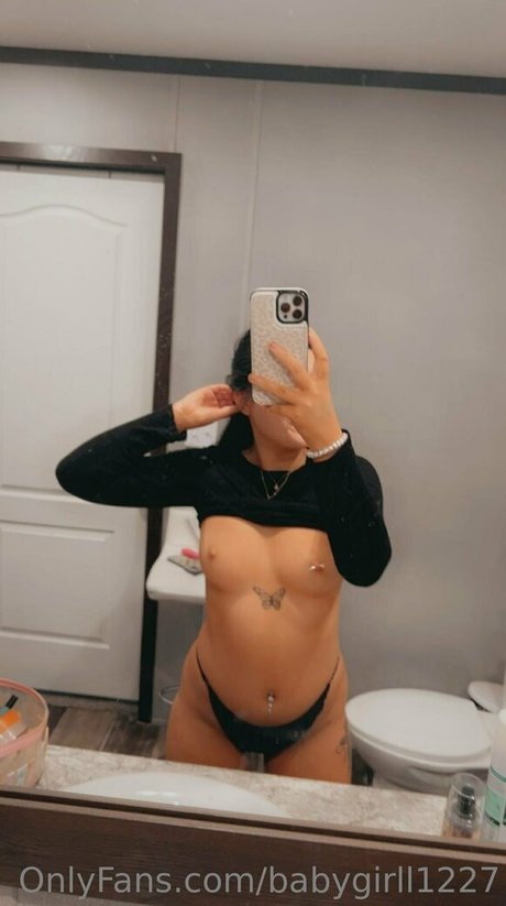 Nahá fotka uniklých OnlyFans od Leigh Ann