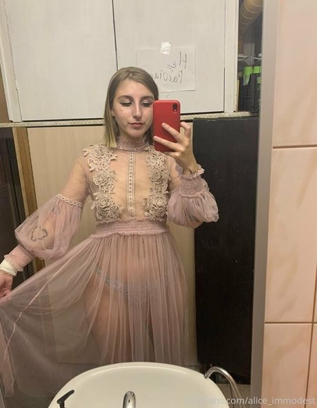 Aliceimmodest