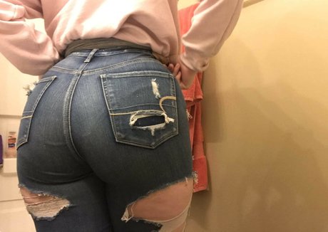 Beelzebubsuwu OnlyFans泄露裸照