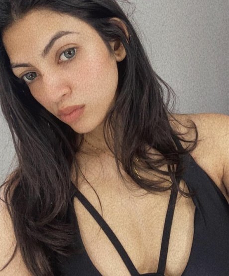 Yenara Sanuki