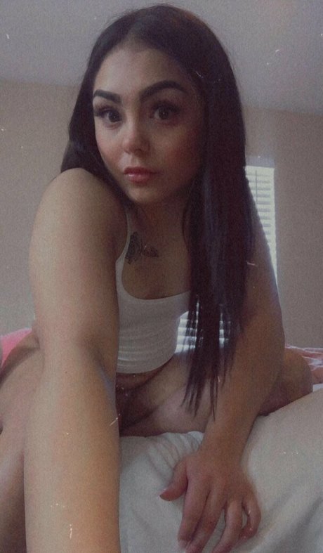 Alaston vuotanut OnlyFans-kuva Rissbby