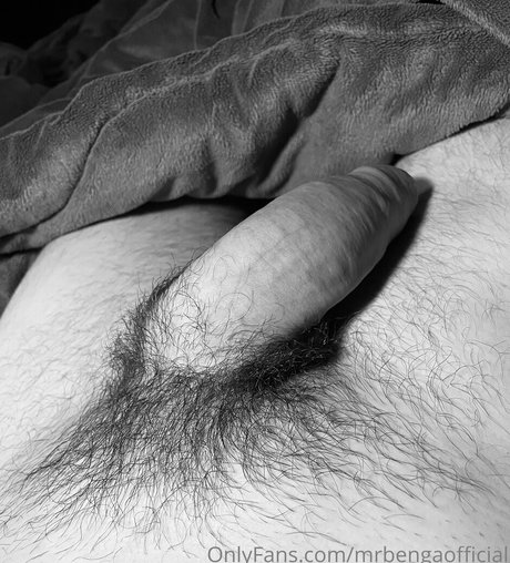 Nahá fotka uniklých OnlyFans od Mrbengaofficial