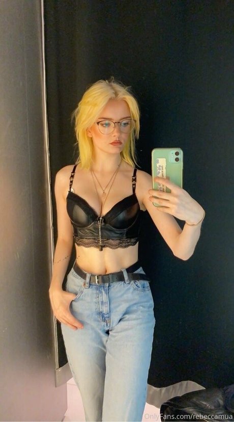 Foto nua vazada do OnlyFans de Rebecccamua