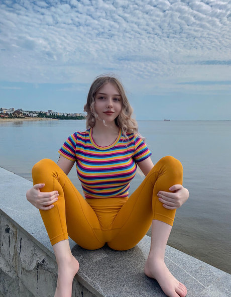 Miss_a_n_a_s_t_a_s_i_a