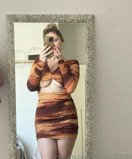 Naken läckt OnlyFans-bild av Babygirl33033