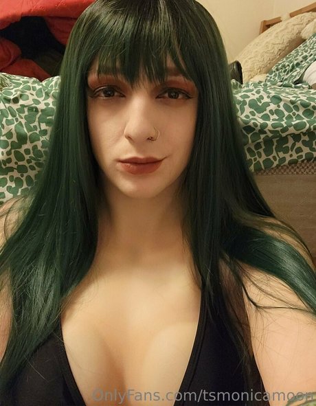 Photo nue de fuite OnlyFans de Tsmonicamoon