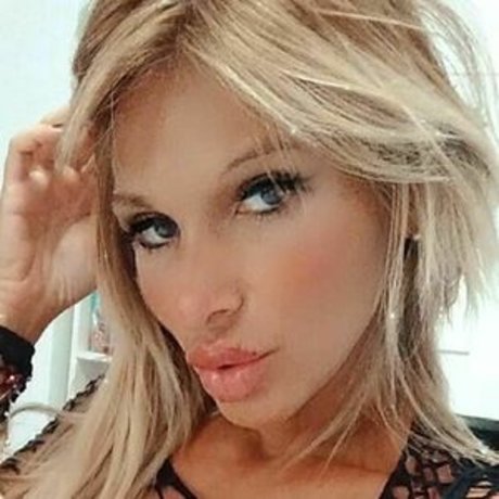 Naken lekkede OnlyFans-bilde av Cecilia Oviedo
