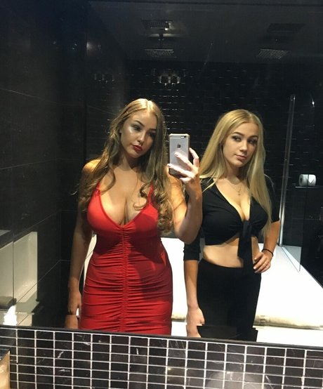 Foto nua vazada do OnlyFans de Helayna Birkett
