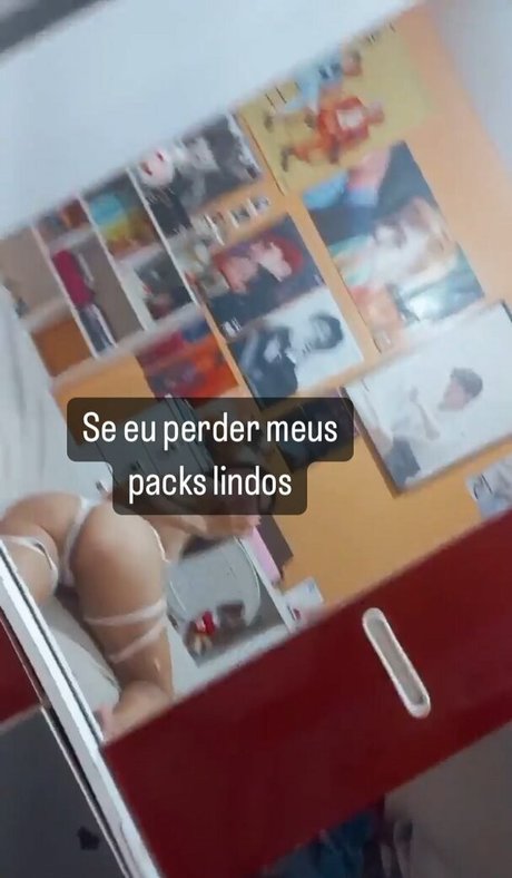 Naken lekkede OnlyFans-bilde av Bruna Andrade