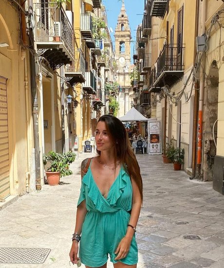 Alice Ippoliti  nude leaked OnlyFans photo