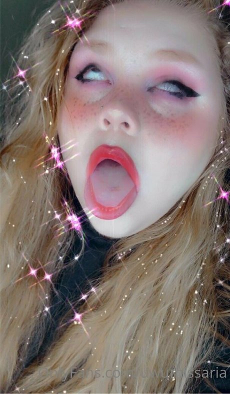 Naken läckt OnlyFans-bild av Uwumissaria