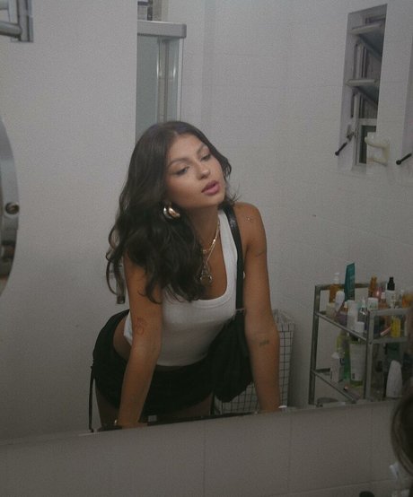 Malu Camargo